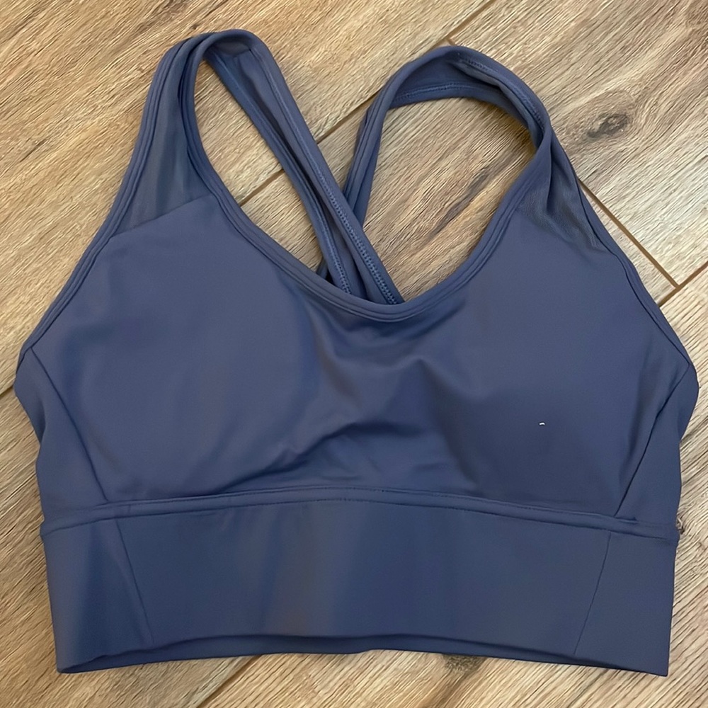 Women’s sports bra